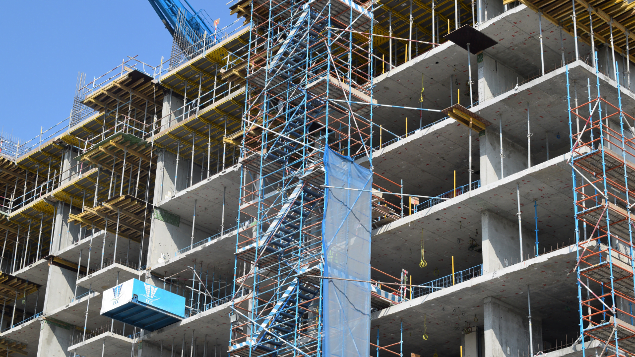 Overcome COVID-19 Challenges in Construction Industry with OpticVyu